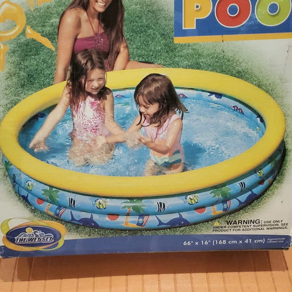 NIB inflatable pool - Picture 6 of 6